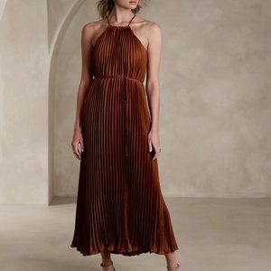 NWT Banana Republic Factory Halter Pleated Maxi Dress